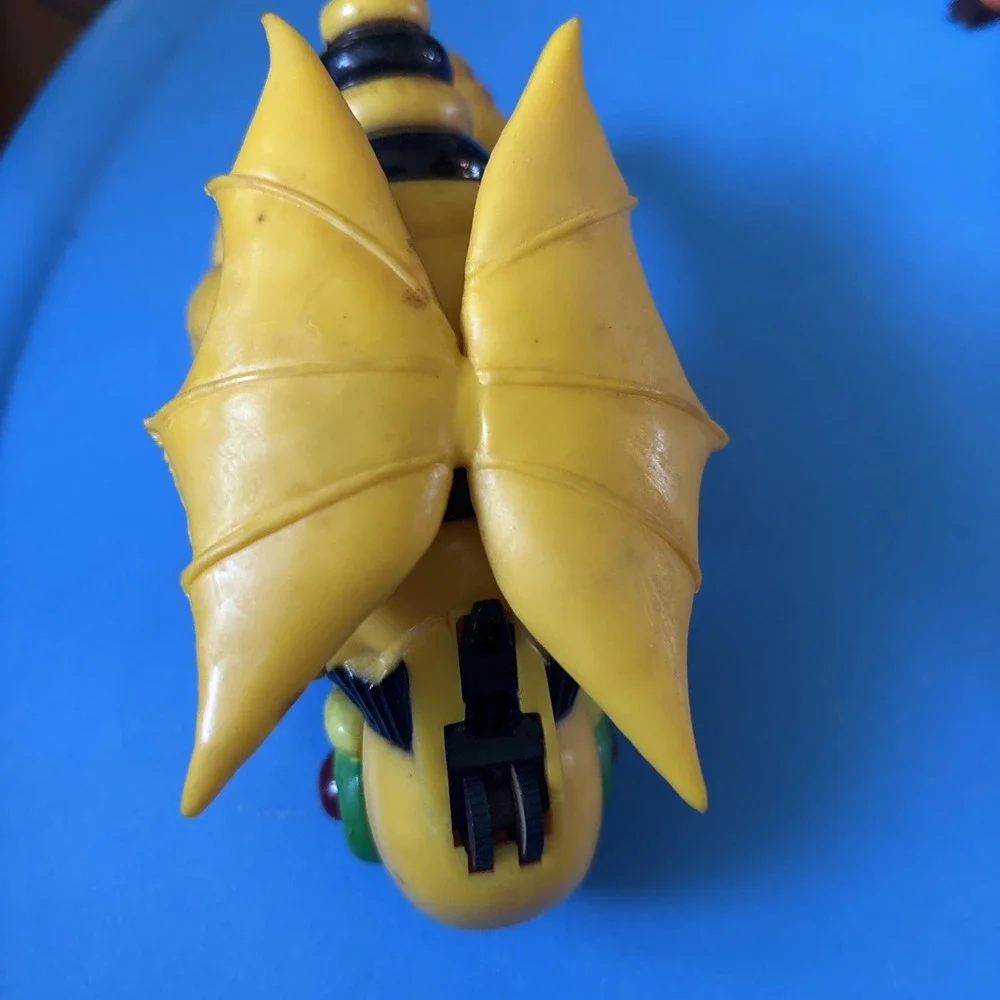 Galoob 1983 Blackstar Meuton The Wasp  With Wings Working Eyes!